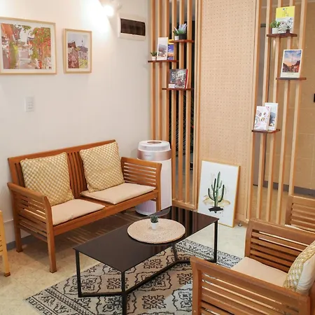 Starria Hostel Foreign Guest Only-3